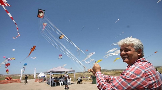 Çeşme&#039;de bu hafta sonu gökyüzü şenleniyor