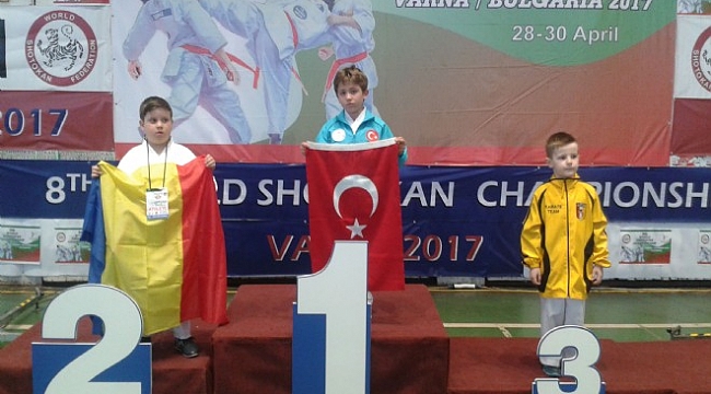 Foça'dan dünya şampiyonu çıktı!