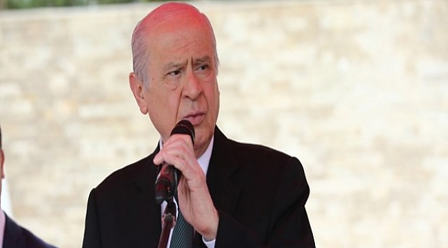 Bahçeli'den Genelkurmay Başkanı Akar'a destek