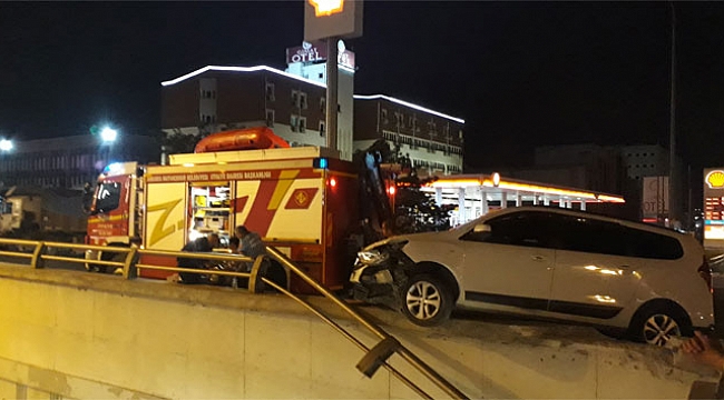 Köprülü kavşakta akılalmaz kaza