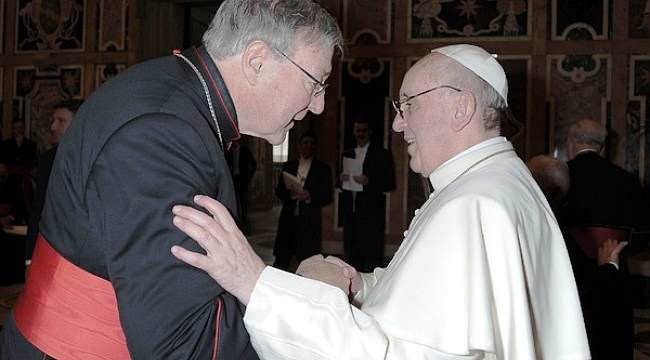 Papa'nın En Yakını Tacizci Çıktı!