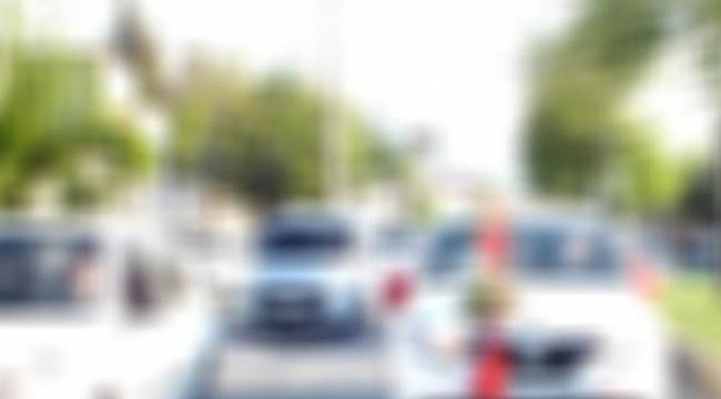 Düğün konvoyunda kavga çıktı, gelin fenalaştı