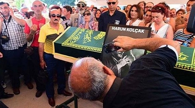 Harun Kolçak'ın cenazesinde selfie şoku!