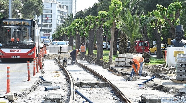 Tramvay inşaatı tarihi esere tosladı!