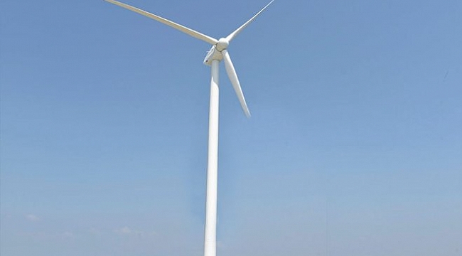Türkiye’nin %100 yerli ilk rüzgar gülü