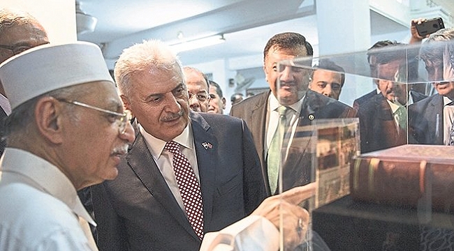 Yıldırım’dan tarihi camiye ziyaret