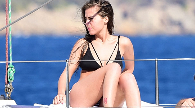 Bikinili Bensu Soral yürek hoplattı