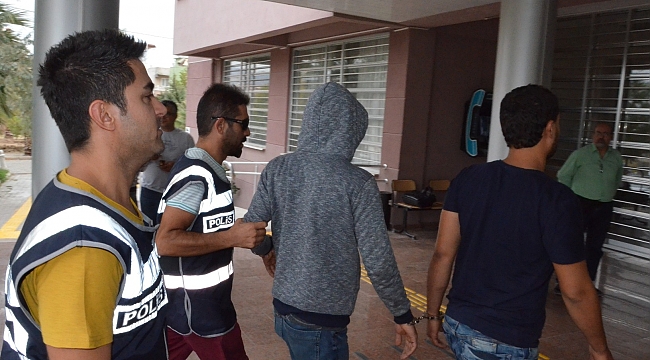 Dikili polisinden insan tacirlerine ağır darbe