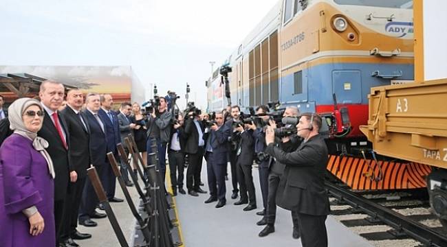 Asrın projesini 5 lider birlikte açtı