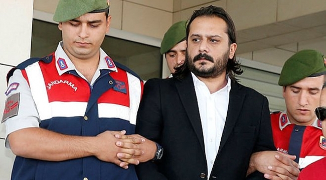 Emrah Serbes’e ‘T’ nakli!