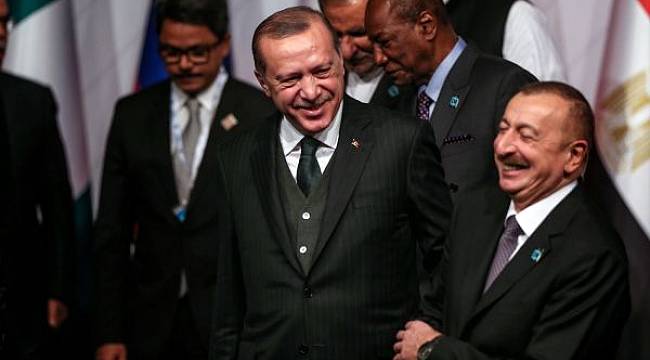 Erdoğan ve Aliyev'in neşeli sohbeti görüntülendi