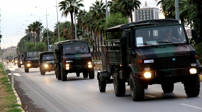 Sınıra askeri sevkiyat sürüyor