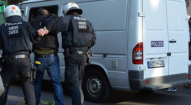 PKK&#039;lılar, Alman polisiyle çatıştı