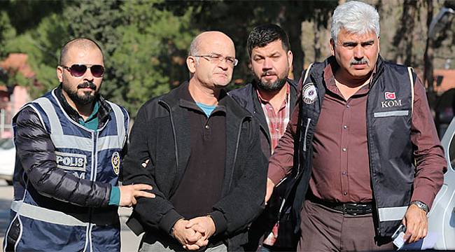 Emniyet müdürlerinin mahrem sorumlusu yakalandı