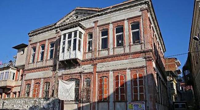 İzmir'de saklı kalmış tarihi sarnıç ortaya çıktı