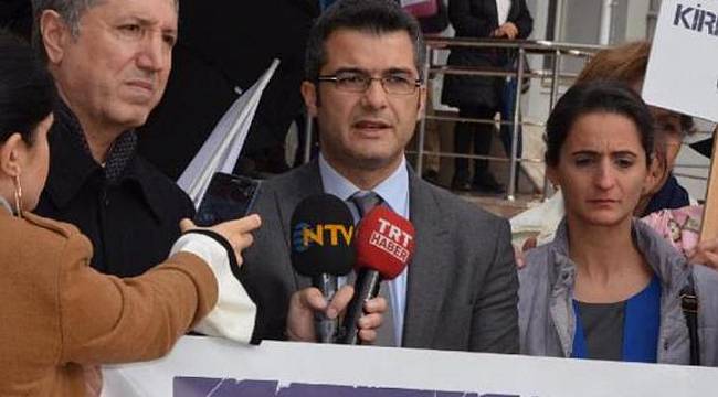 Yoklama kağıdına artı koyulmuş