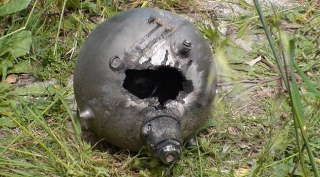 Yolcu valizinden mayın çıktı