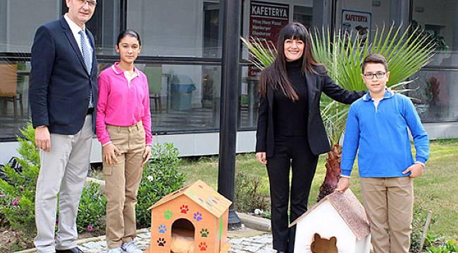 Babalar mobilyacı, çocuklar hayvansever