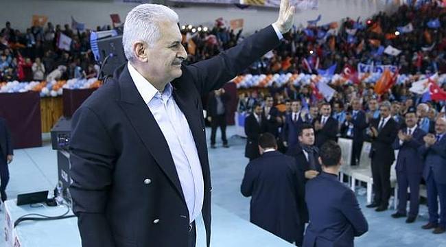 Başbakan Yıldırım: Hakan Atilla üzerinden Türkiye'yi mahkum etmeye çalışıyorlar