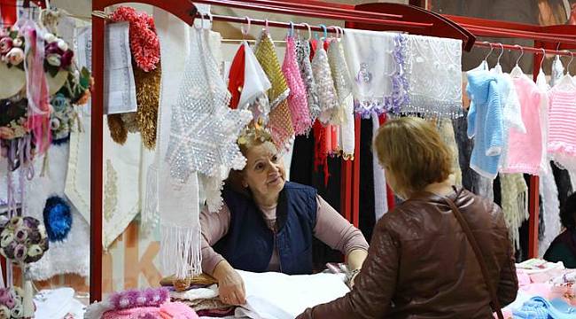 Bayraklı’nın “hamarat” kadınları