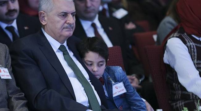 Binali Yıldırım'la şehit çocuğunun yakınlığı