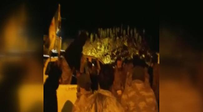 Milli helikopter ATAK vurdu, ÖSO askerleri coşkuyla izledi