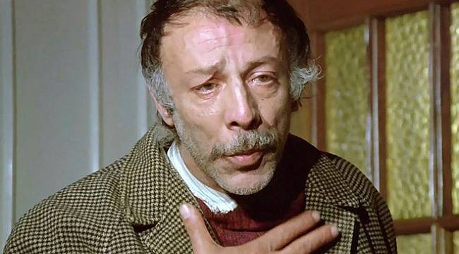 Münir Özkul hayatını kaybetti