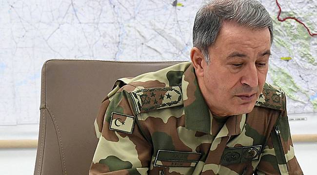 Orgeneral Akar, Harekat Merkezi'nden Mehmetçik'e seslendi