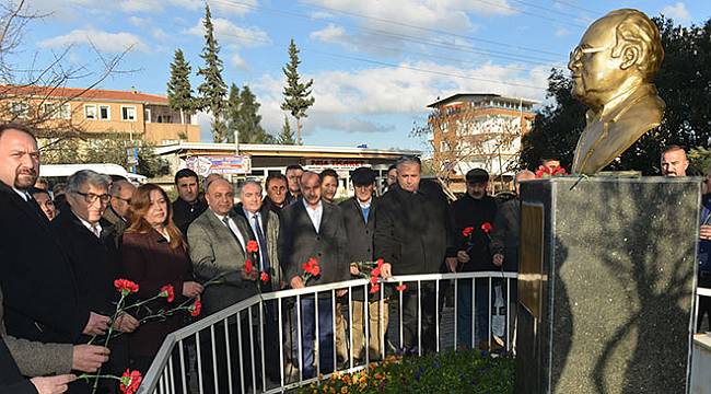 Uğur Mumcu, İzmir'de çeşitli etkinliklerle anıldı