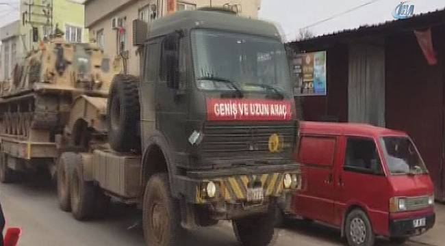 Afrin sınırına askeri sevkiyat sürüyor