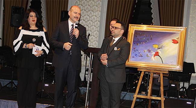Bakan Soylu'nun kırılmaktan son anda kurtulan tablosu 500 bin liraya satıldı
