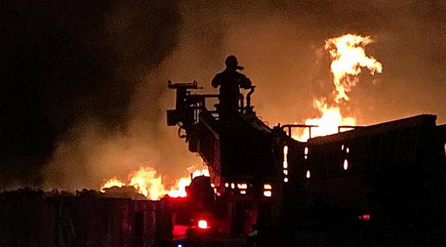 Çanakkale’de sebze halinde büyük yangın
