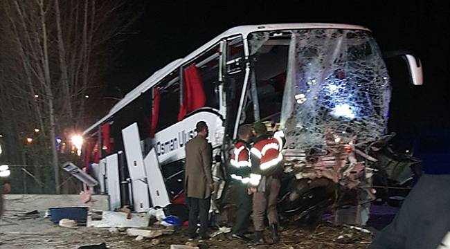Çorum&#039;da yolcu otobüsü kazası: 2 ölü, çok sayıda yaralı