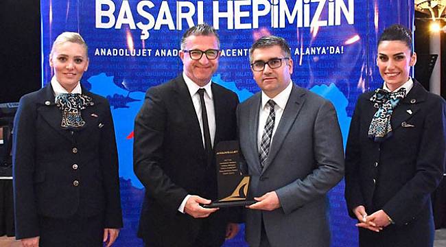 AnadoluJet, 2017 yılının en başarılı acentelerini ödüllendirdi