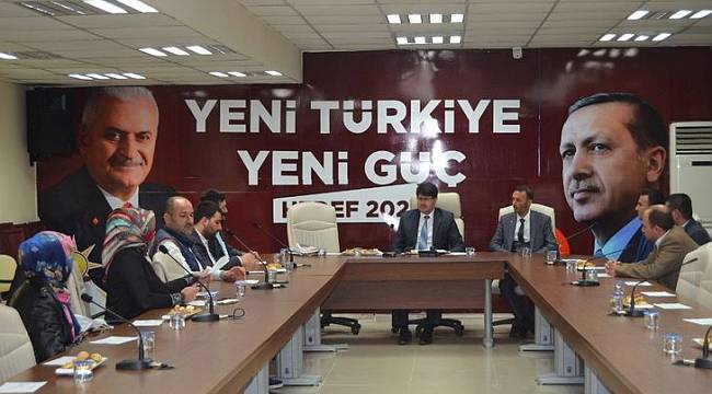 Manisa AK Parti’de milletvekili aday adaylığı başvuruları