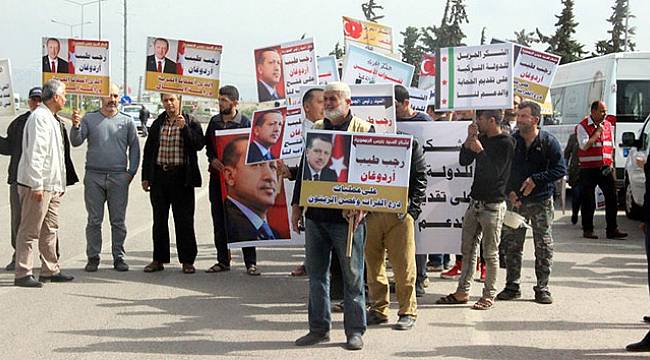 Suriyeliler akın akın ülkelerine dönüyor