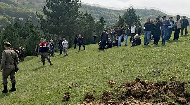 Traktör ormana yuvarlandı: 1 ölü