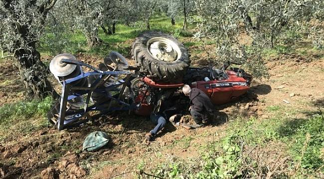 Traktörün altında kalan sürücü hayatını kaybetti!
