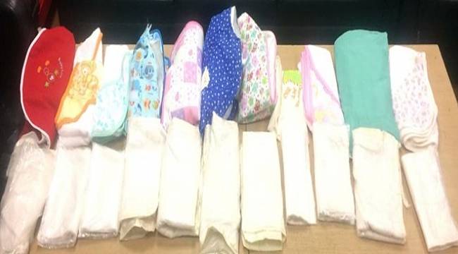 Bebek bezinden 5 kilo kokain çıktı