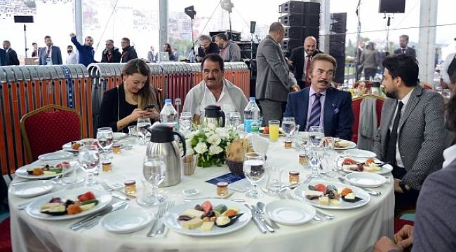 İstanbul’un fethinin 565. yılı görkemli bir törenle kutlandı