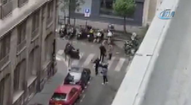 Sokak ortasında bıçaklı saldırı: 2 ölü