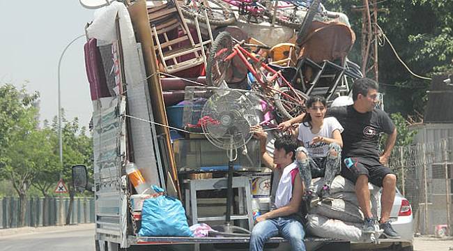 Adana’da tehlikeli yolculuk