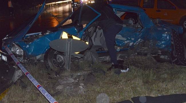 Gece yarısı katliam gibi kaza! 6 ölü, 2 yaralı