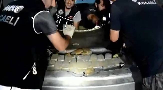 İran plakalı lüks cipin bagajından çıktı! Şok görüntüler..