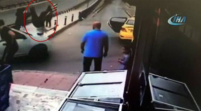 İstanbul'da trafikte dehşet anları! Tartıştı, arabasıyla çarptı, kaçtı!