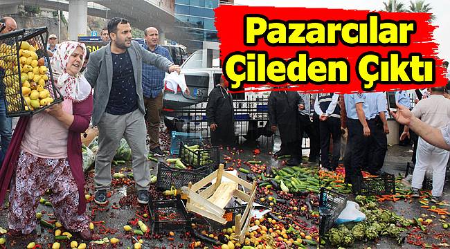 Pazarcı eyleminde meyve-sebzeler havada uçuştu