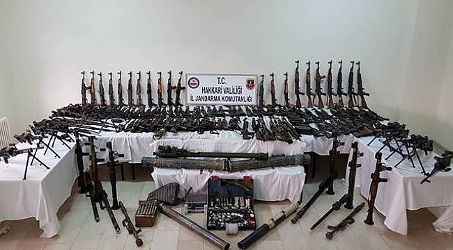 Yüksekova'da ele geçirilen PKK cephaneliğinin detayları açıklandı