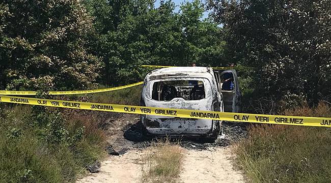 Araç içerisinde yanmış ceset bulundu