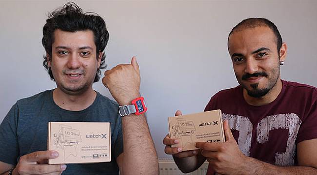 Geliştirdikleri akıllı saate 45 ülkeden talep yağıyor