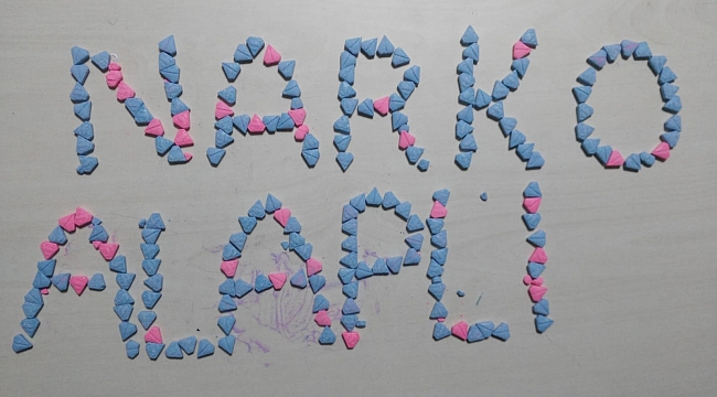 Dark'tan kaçamadı, yakayı ele verdi